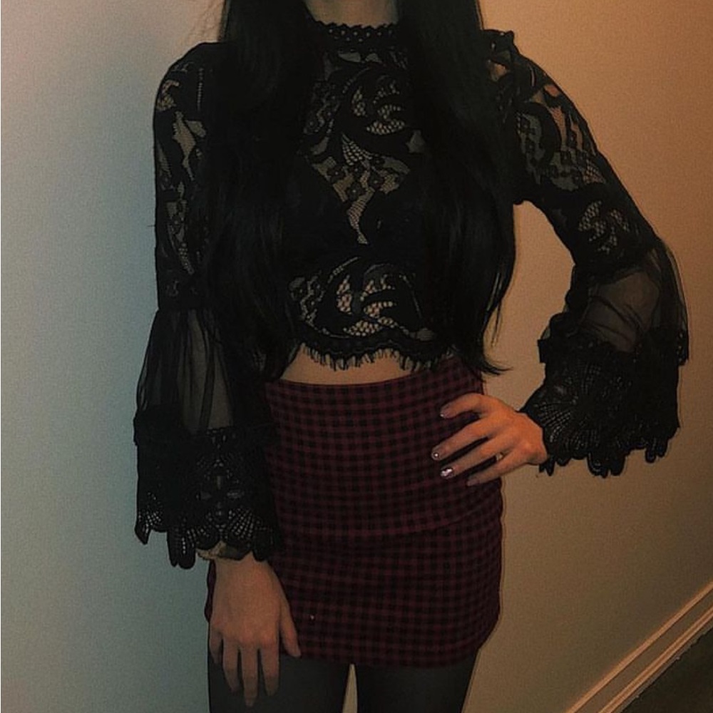 Black boutique blouse